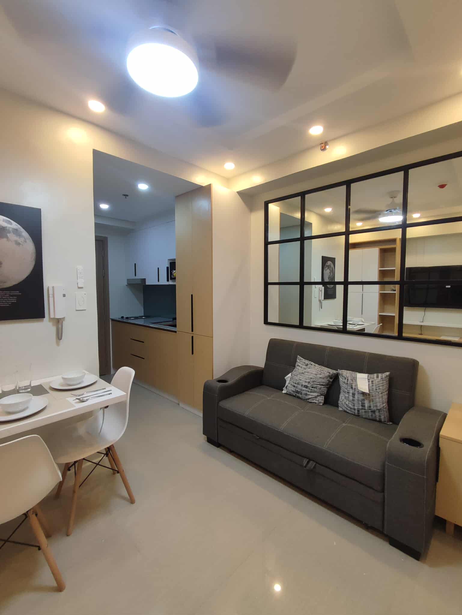 shore_2_residences_tower_2_unit_8109